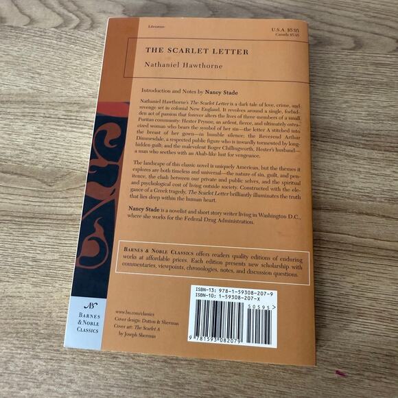 The Scarlet Letter by Nathaniel Hawthorne Barnes & Noble Classics - Picture 3 of 4